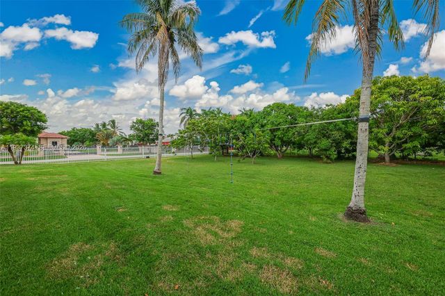 20890 SW 236th St, Homestead, FL 33031