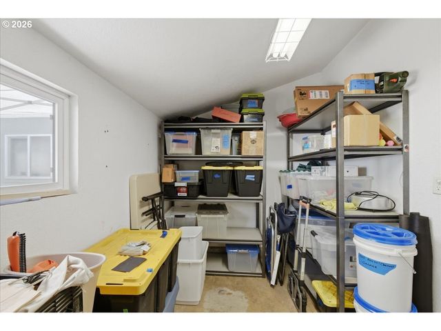 16500 Se 1ST St 27, Vancouver, WA 98684
