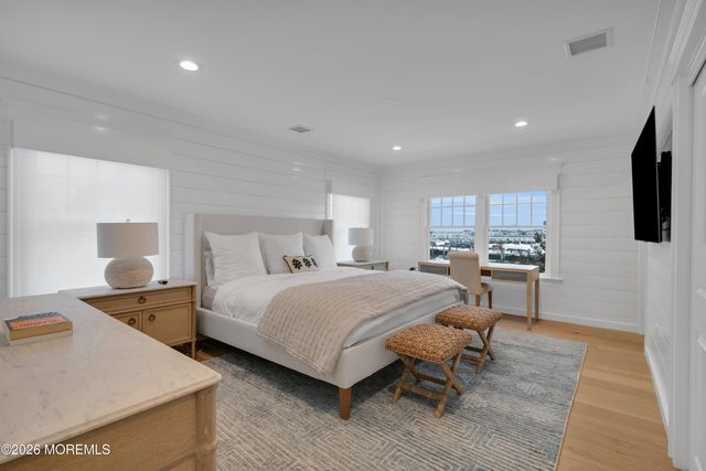 564 Lake Avenue, Bay Head, NJ 08742