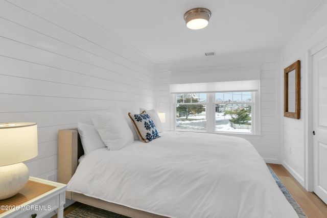 564 Lake Avenue, Bay Head, NJ 08742