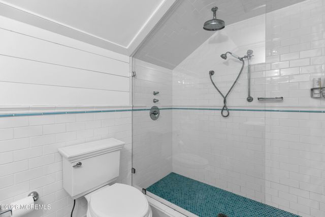 564 Lake Avenue, Bay Head, NJ 08742