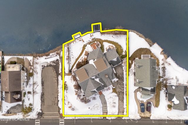 564 Lake Avenue, Bay Head, NJ 08742