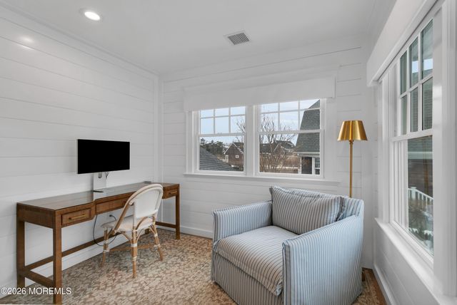 564 Lake Avenue, Bay Head, NJ 08742