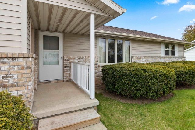 2152 SKYVIEW STREET, Green Bay, WI 54311