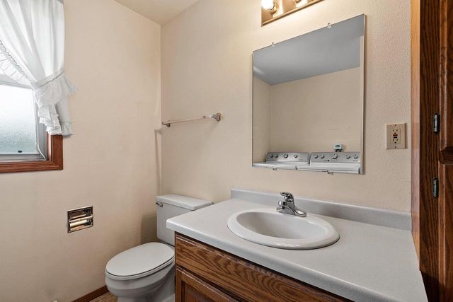 2152 SKYVIEW STREET, Green Bay, WI 54311