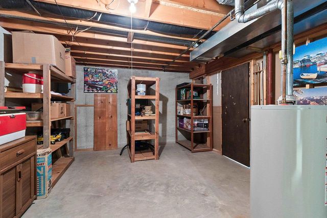 2152 SKYVIEW STREET, Green Bay, WI 54311