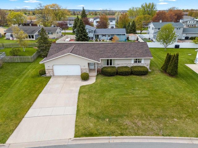 2152 SKYVIEW STREET, Green Bay, WI 54311