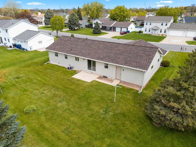 2152 SKYVIEW STREET, Green Bay, WI 54311