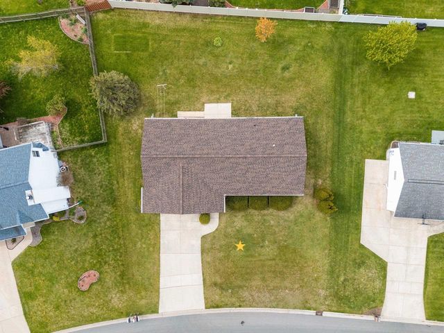 2152 SKYVIEW STREET, Green Bay, WI 54311
