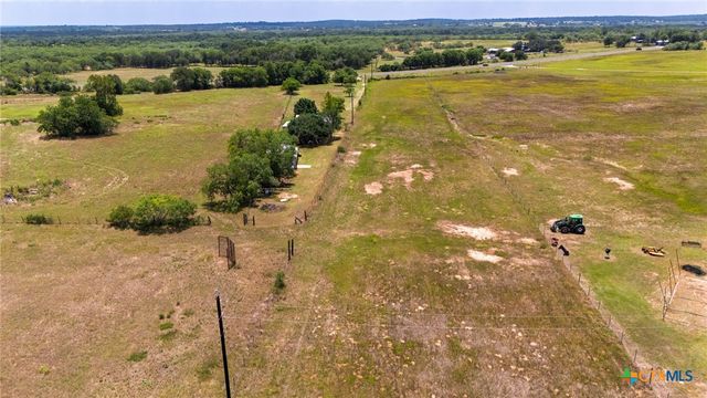 12011 Fm 1150, Luling, TX 78648