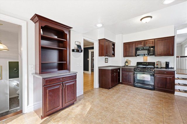 1261 S QUINCY STREET, Green Bay, WI 54301