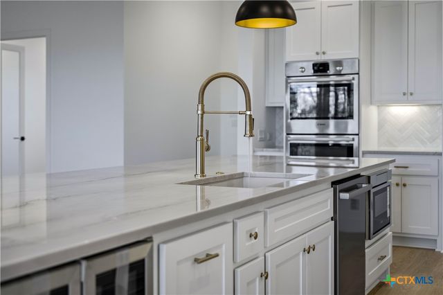 1552 Vintage Way, New Braunfels, TX 78132