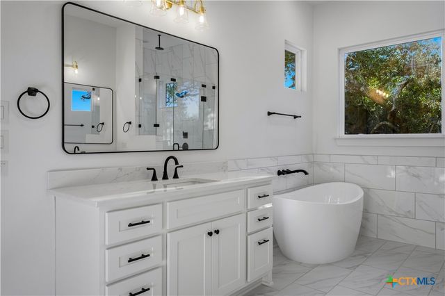 1552 Vintage Way, New Braunfels, TX 78132