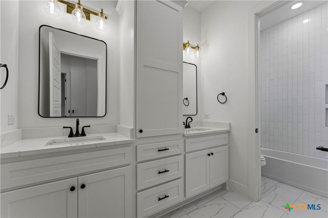 1552 Vintage Way, New Braunfels, TX 78132