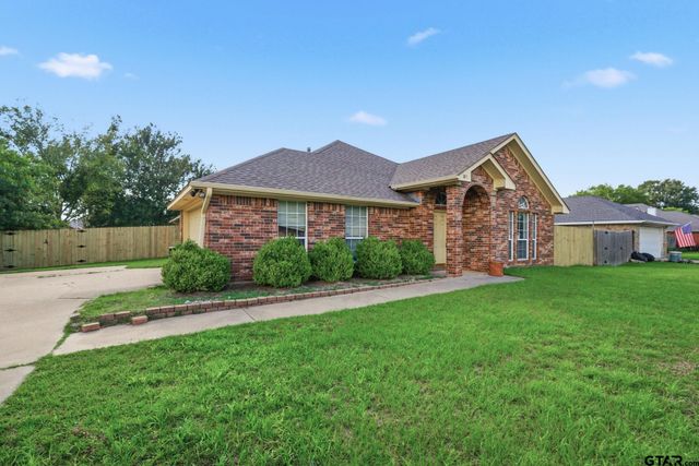 105 Oak St, Bullard, TX 75757