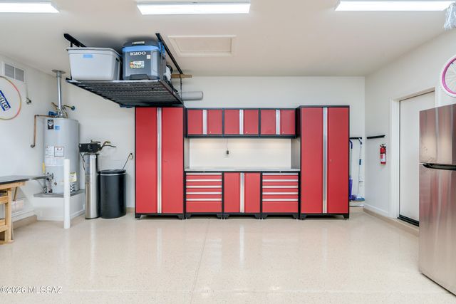 779 N Lukeville Drive, Green Valley, AZ 85614