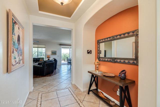 779 N Lukeville Drive, Green Valley, AZ 85614