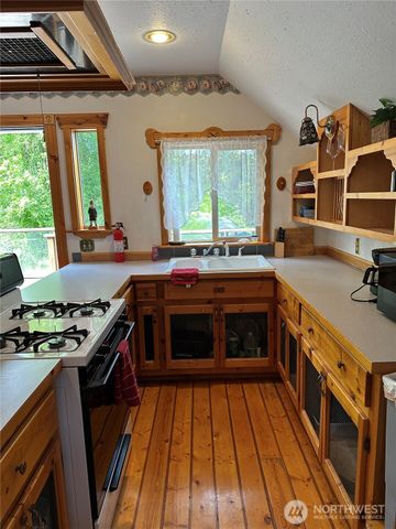 641 Decatur Head Drive, Decatur Island, WA 98221