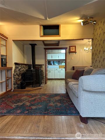 641 Decatur Head Drive, Decatur Island, WA 98221