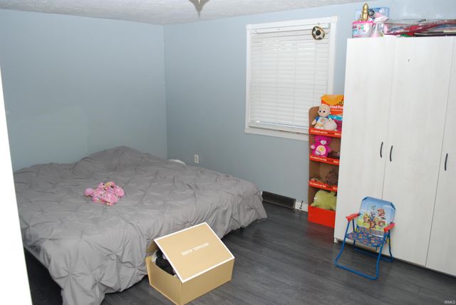 310 Indiana Avenue, Plymouth, IN 46563