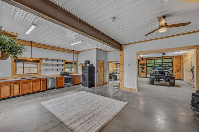 85 Shepard Hill Road, Holderness, NH 03245