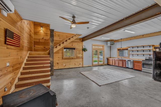 85 Shepard Hill Road, Holderness, NH 03245