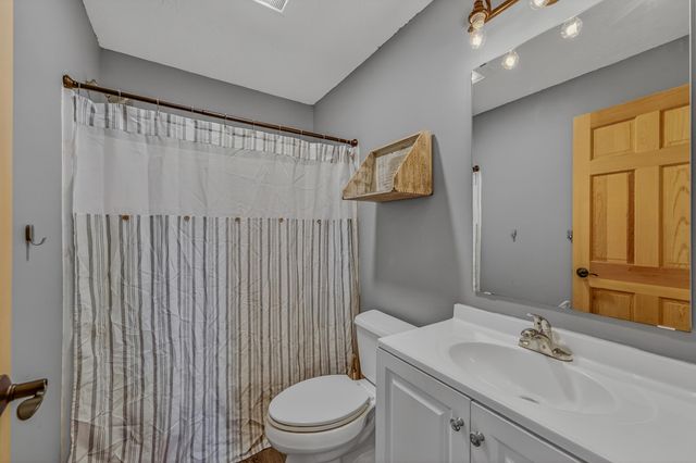 85 Shepard Hill Road, Holderness, NH 03245