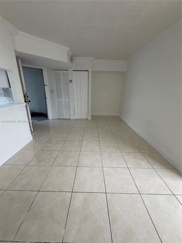 8305 SW 152nd Avenue PH1, Miami, FL 33193