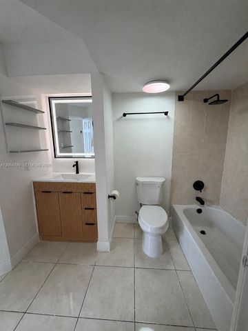 8305 SW 152nd Avenue PH1, Miami, FL 33193