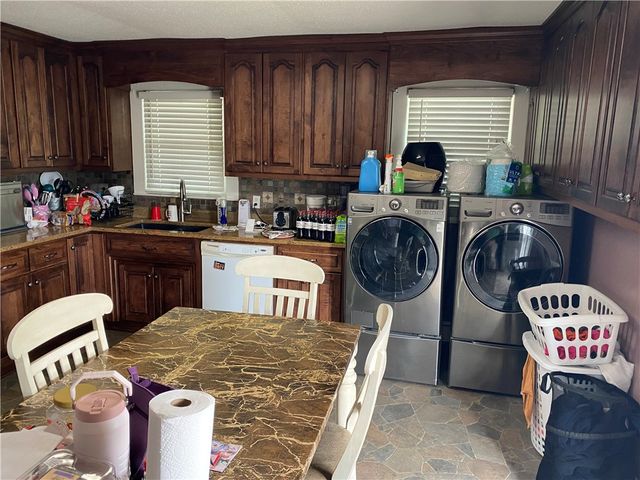 3 Heyward Avenue, Honea Path, SC 29654