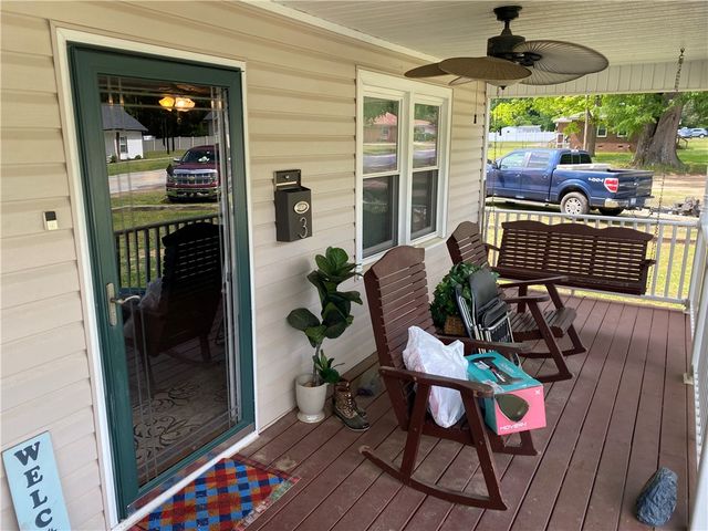 3 Heyward Avenue, Honea Path, SC 29654