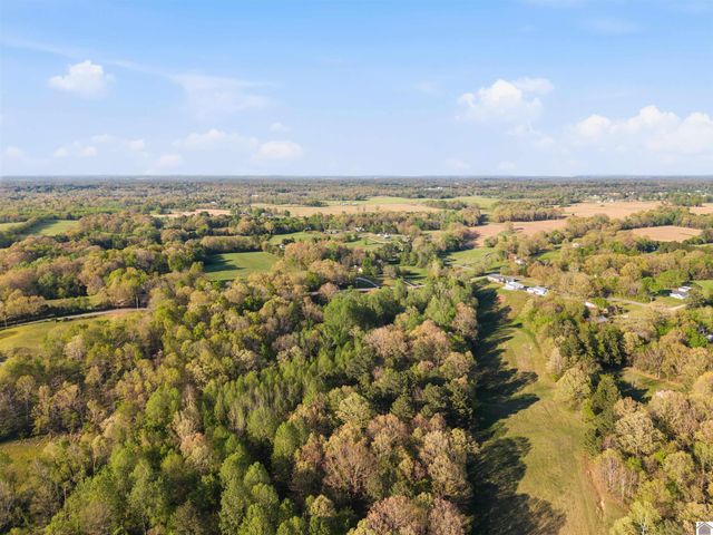 129 New Hope Rd, Calvert City, KY 42029
