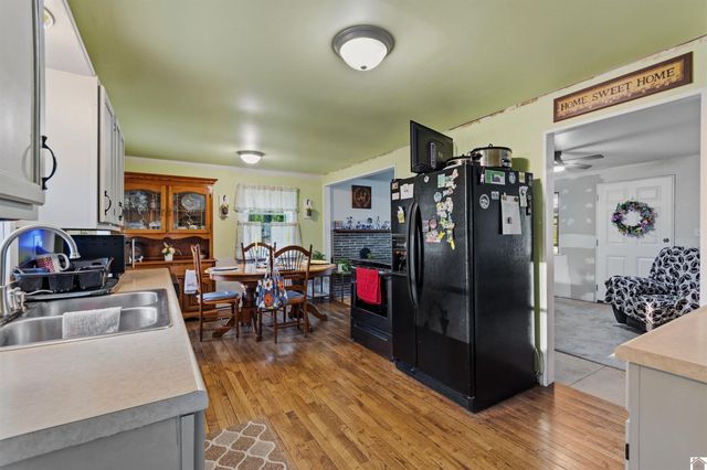 129 New Hope Rd, Calvert City, KY 42029