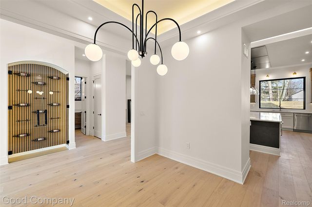 4338 S Verona Circle, Royal Oak, MI 48073