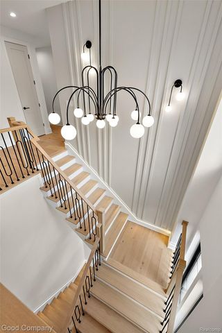 4338 S Verona Circle, Royal Oak, MI 48073