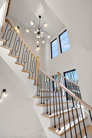 4338 S Verona Circle, Royal Oak, MI 48073