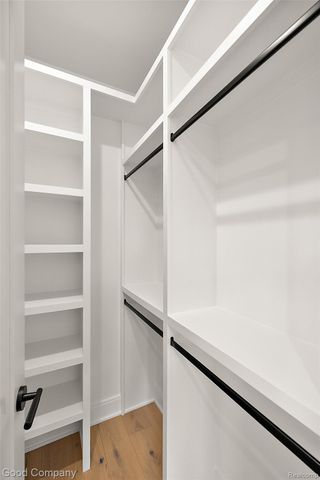 4338 S Verona Circle, Royal Oak, MI 48073