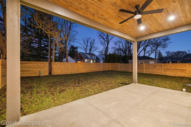 4338 S Verona Circle, Royal Oak, MI 48073