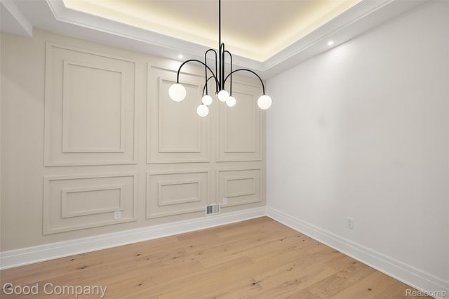 4338 S Verona Circle, Royal Oak, MI 48073