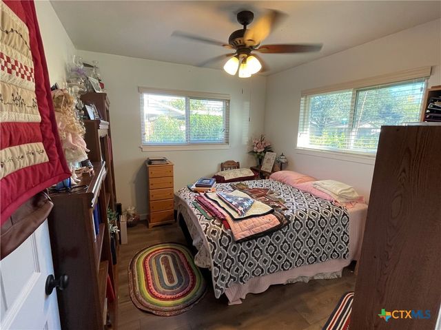 1710 Rosewood Street, Seguin, TX 78155