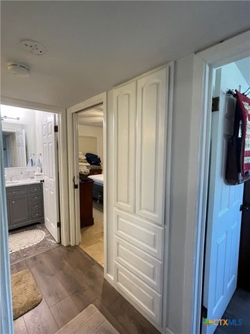 1710 Rosewood Street, Seguin, TX 78155