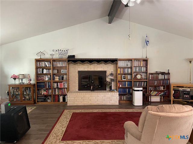 1710 Rosewood Street, Seguin, TX 78155