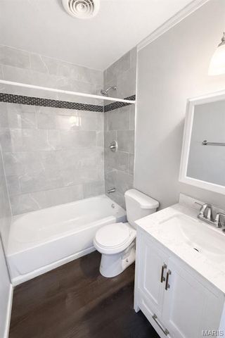 3678 Elsa Avenue, St Ann, MO 63074