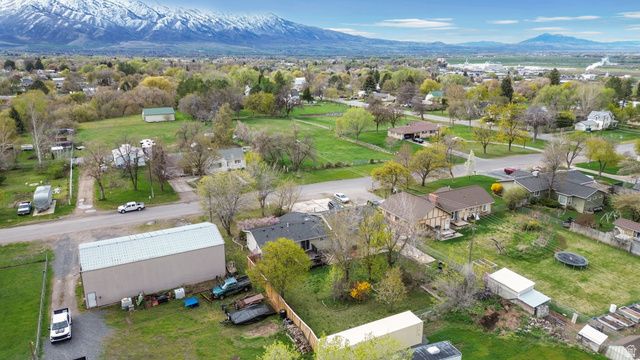 151 S 400 E, Hyrum, UT 84319