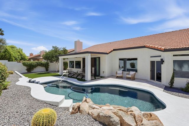 5932 E GRANDVIEW Road, Scottsdale, AZ 85254