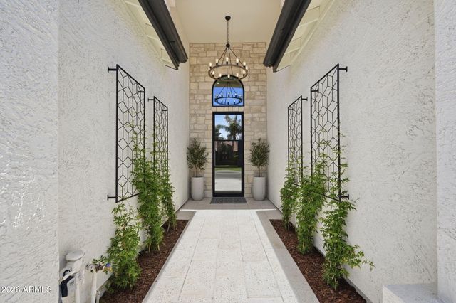 5932 E GRANDVIEW Road, Scottsdale, AZ 85254