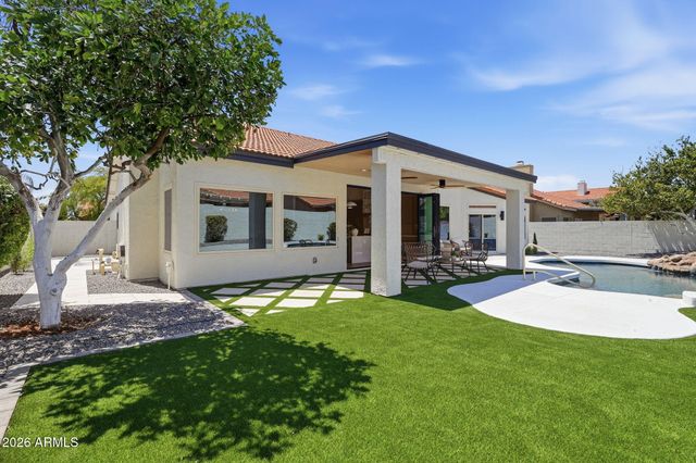 5932 E GRANDVIEW Road, Scottsdale, AZ 85254