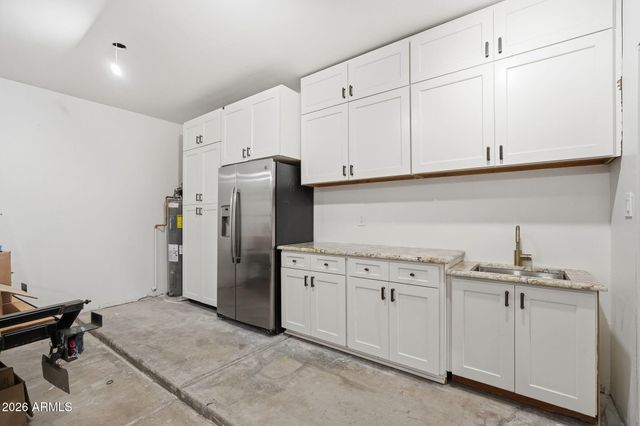 5932 E GRANDVIEW Road, Scottsdale, AZ 85254