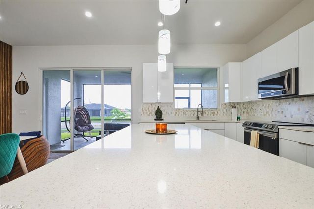 7 NW 14th AVE, Cape Coral, FL 33993