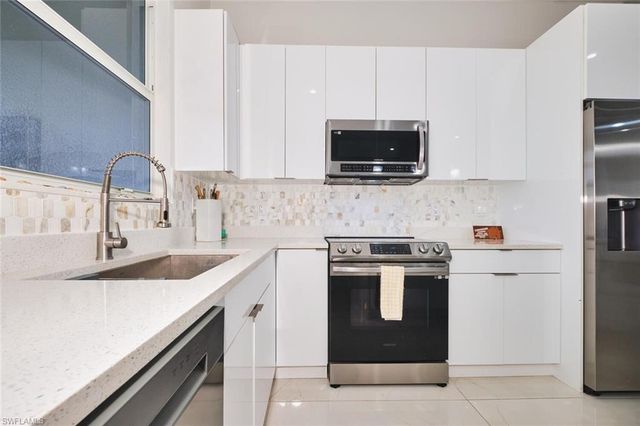 7 NW 14th AVE, Cape Coral, FL 33993